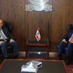 وزير الدفاع تابع التطورات الميدانية على الحدود الشمالية الشرقية  وعرض مع زواره شؤونا دبلوماسية وسياسية وقضائية