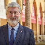 انتخاب رئيس الجامعة الأميركية في بيروت فضلو خوري إلى الأكاديمية الأميركية للفنون والعلوم