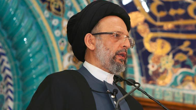 “السيّد فضل الله: من يمزّق الداخل يرتكب خيانة بدم بارد!”