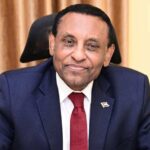 د. كامل ادريس يطمئن على البعثة الدبلوماسية والجالية السودانية بإيران